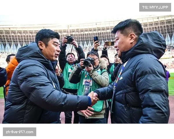 本土教练生存境遇两极分化 韩鹏刘建业高歌猛进 本土教练生存境遇两极分化 韩鹏刘建业高歌猛进